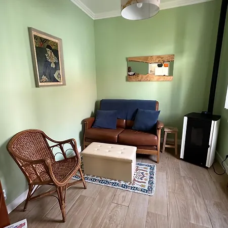 Holiday home Rose's Foz Foz do Arelho