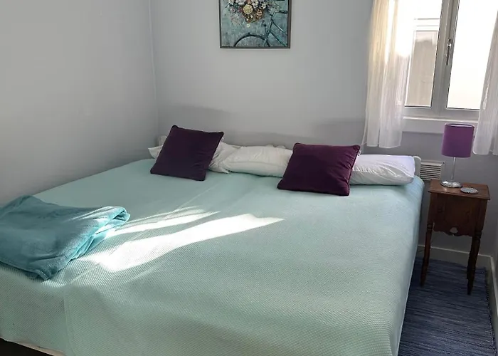 Rose's Foz Semesterbostad *